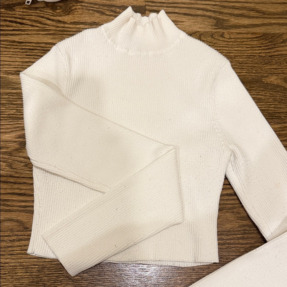 H&M Cream Turtleneck Sweater